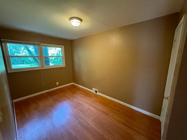 2260 Stieber St #1 — Photo 5