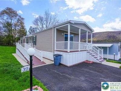 32 Hillside Pl, Kunkletown, PA, 18058