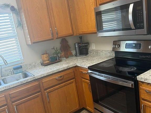 3rd image of 2436 Courtland Blvd