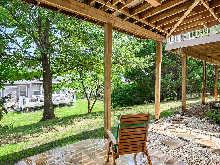 46180 Aisquith Ter — Photo 48