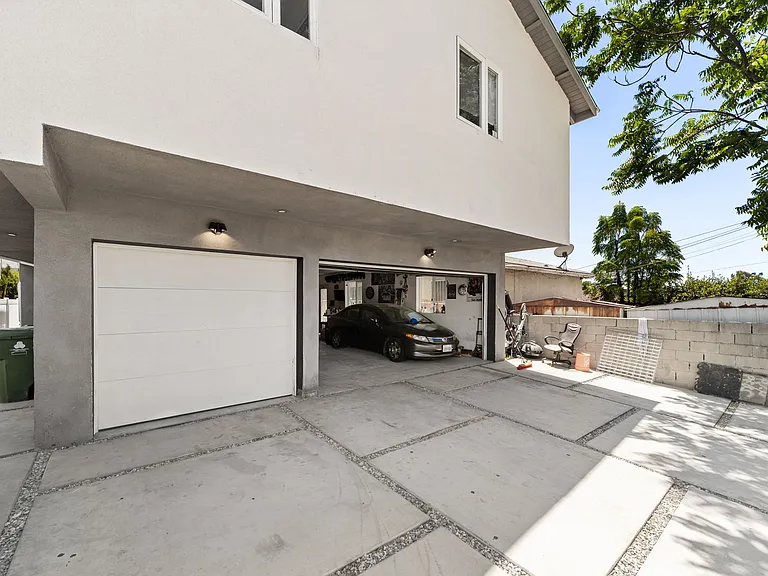 523 S Mathews St #523 — Photo 11