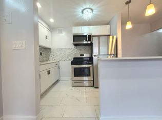 298 Grafton Ave APT 1E, Newark, NJ 07104