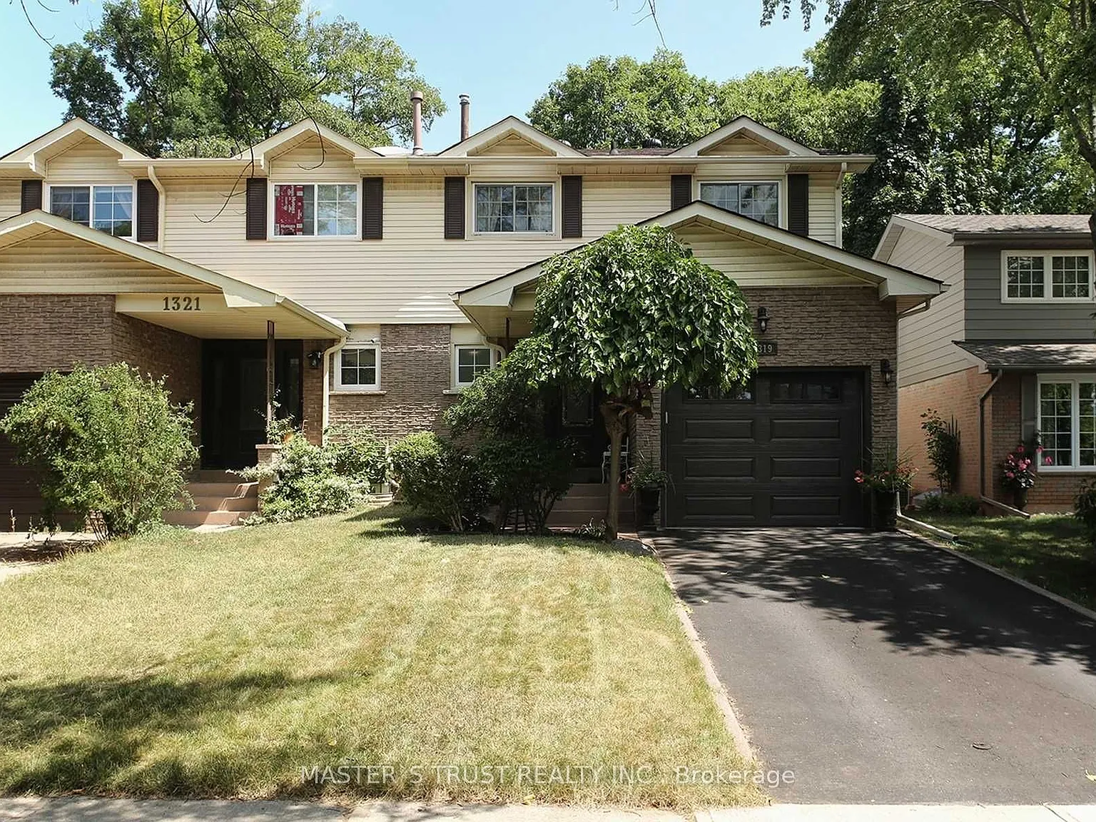 4 bed, $3,350 — Photo 1