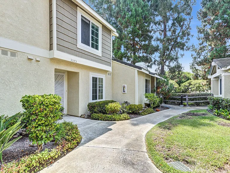 3575 Caminito Carmel Lndg — Photo 3