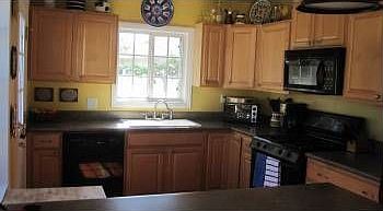 4th image of 915 57th St