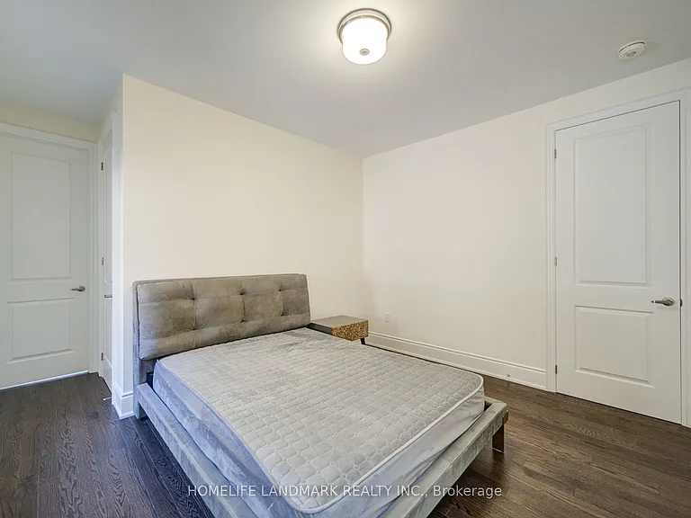 35 Red Giant St #MAIN 2ND FLOOR — Photo 43