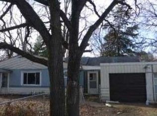 329 Raymond Ave NE, Saint Cloud, MN 56304