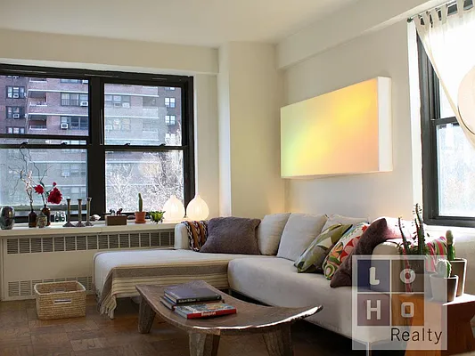 Rented by LoHo Realty | media 3
