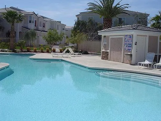 213 Heiple Ct — Photo 9