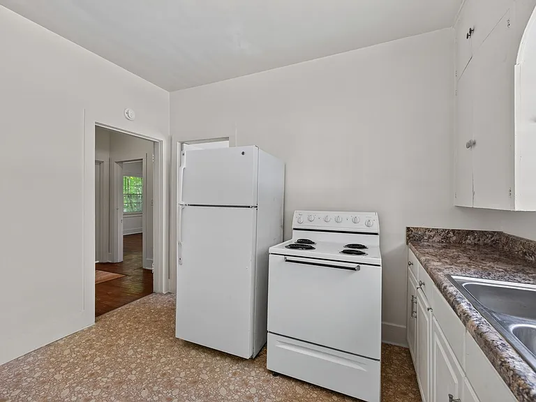 251 Forbes Ave — Photo 18