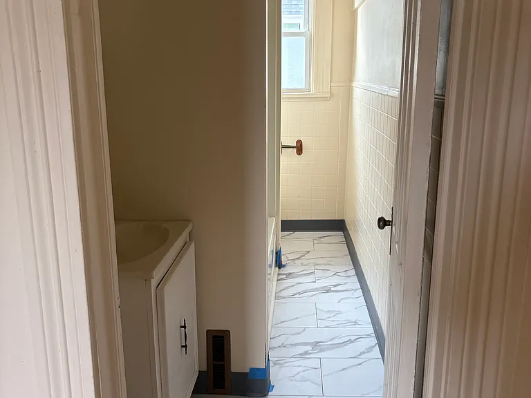 826 Park St — Photo 17