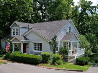 3806 Auburn Ln, Nashville, TN 37215