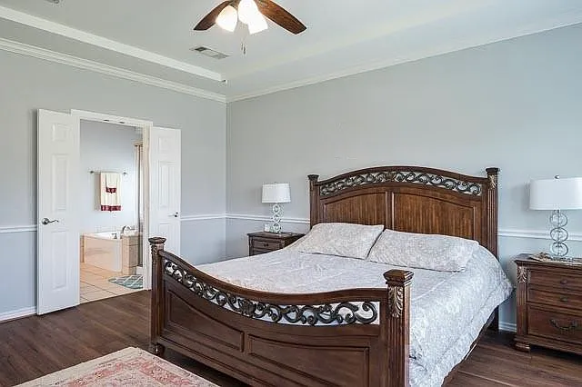 1301 Indian Lake Trl — Photo 12