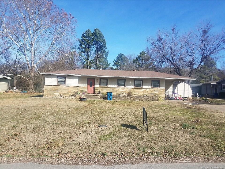 1st image of 703 W Caddo Ave