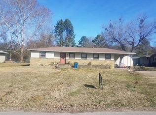 703 W Caddo Ave, Wilburton, OK 74578