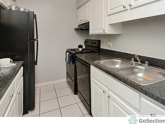 5th image of 7301 Heritage Hills Dr APT D