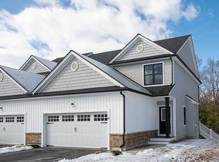 66 Compass Point Dr #66, Douglas, MA 01516