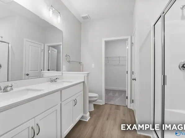 4812 Drews Dogwood Ln, Huntsville, AL 35810