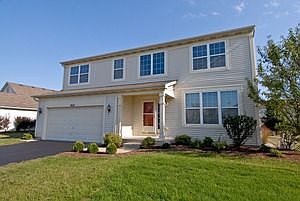 1st image of 3010 Foxmoor Dr