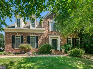 3019 Pleasantree Ct, Herndon, VA 20171