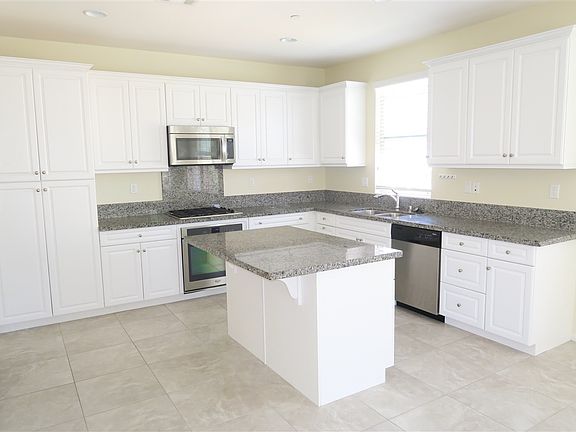 4th image of 1872 Khaki Ln