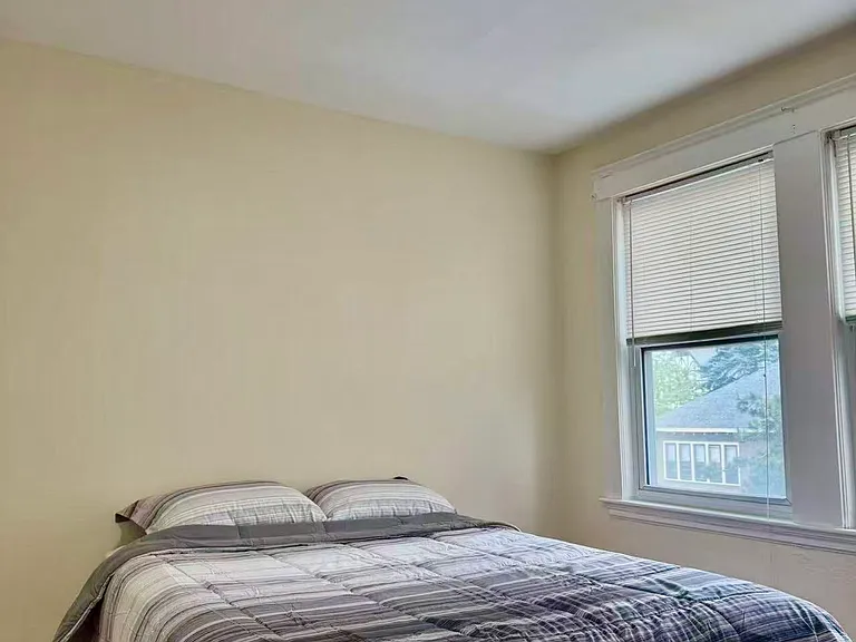 22 Greenwood Ave — Photo 7