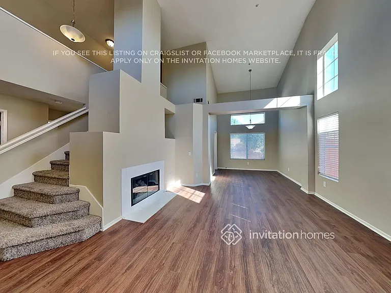8049 Streamside Ct — Photo 5