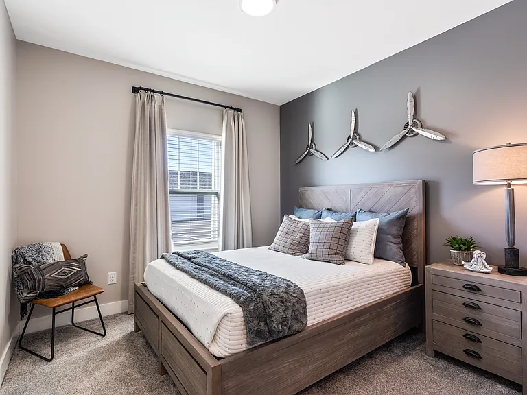 Alexander Pointe Apartments — Photo 13