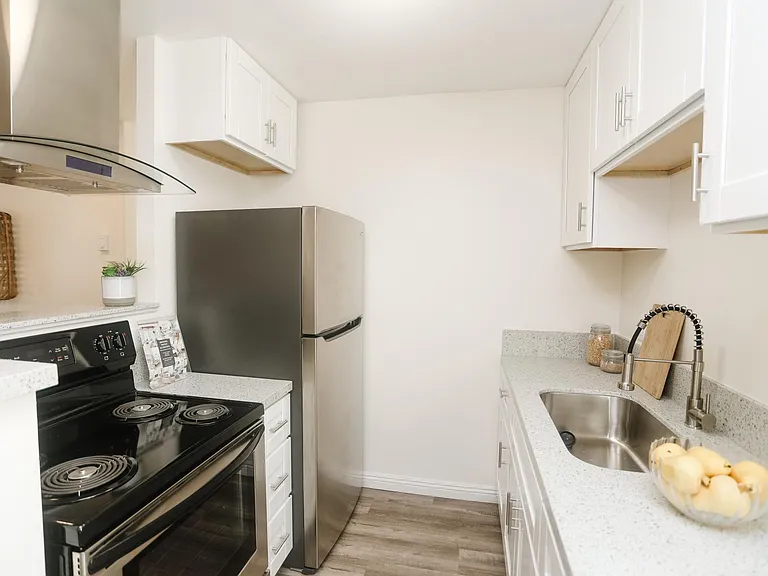 2720 Figueroa Blvd #A — Photo 6