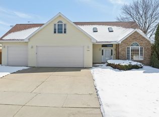 1101 10th St SW, Minot, ND 58701
