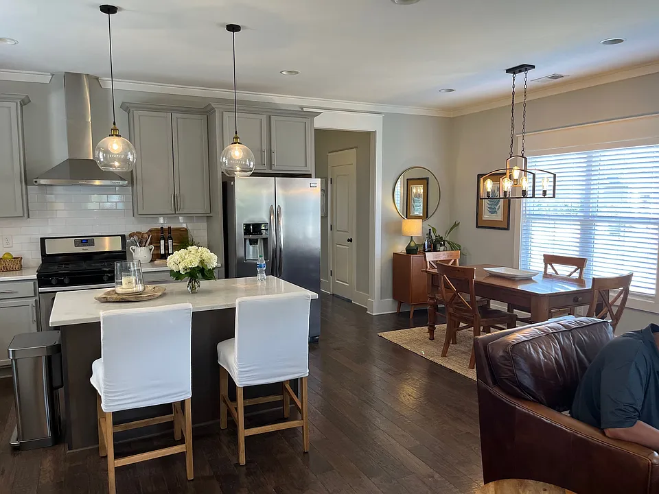 1460 Sawyer Pass