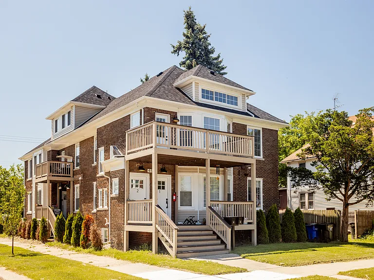 458 Hague St #2 — Photo 9