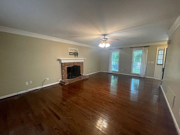 3rd image of 10 Kensington Pl