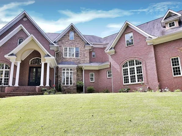 639 Grey Rock Dr, Midland, GA 31820