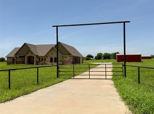 163 Private Road 107, Blum, TX 76627