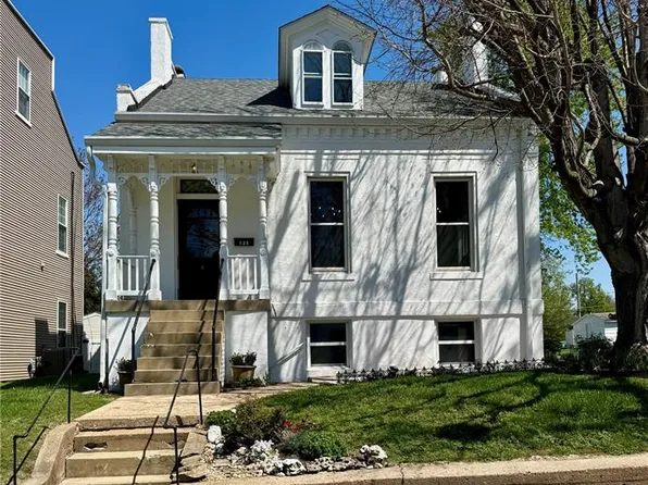 626 Adams St, Saint Charles, MO 63301