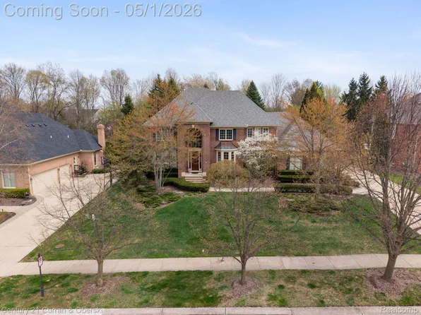 17784 Stonebrook Ct, Northville, MI 48168