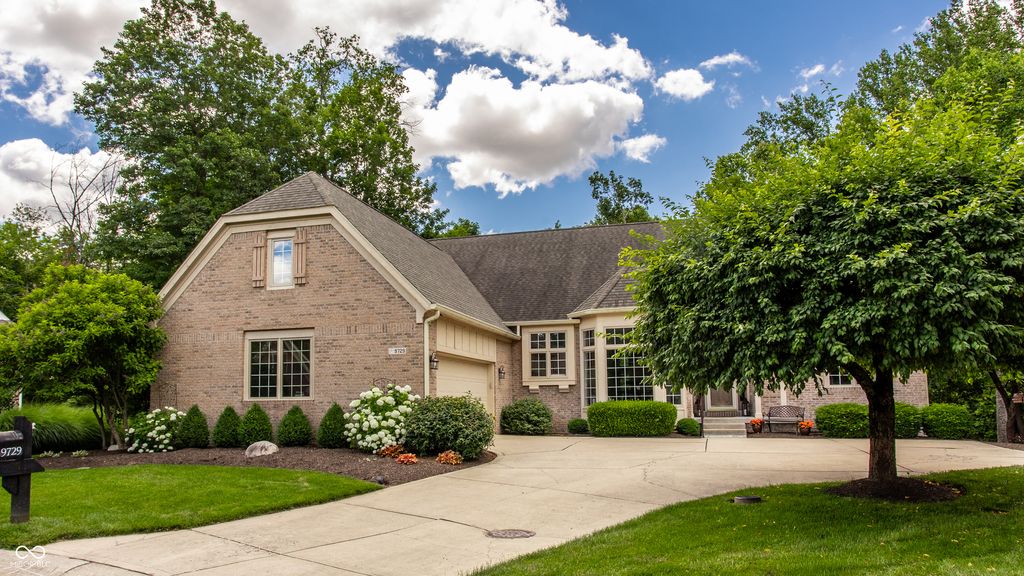 9729 Oakhaven Ct, Indianapolis, IN - View 3
