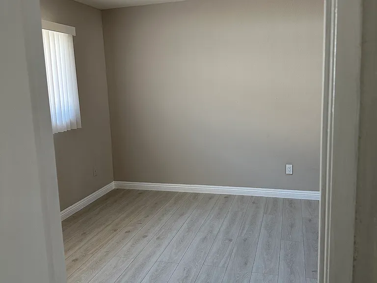 9215 Cedar St #1/2 — Photo 10
