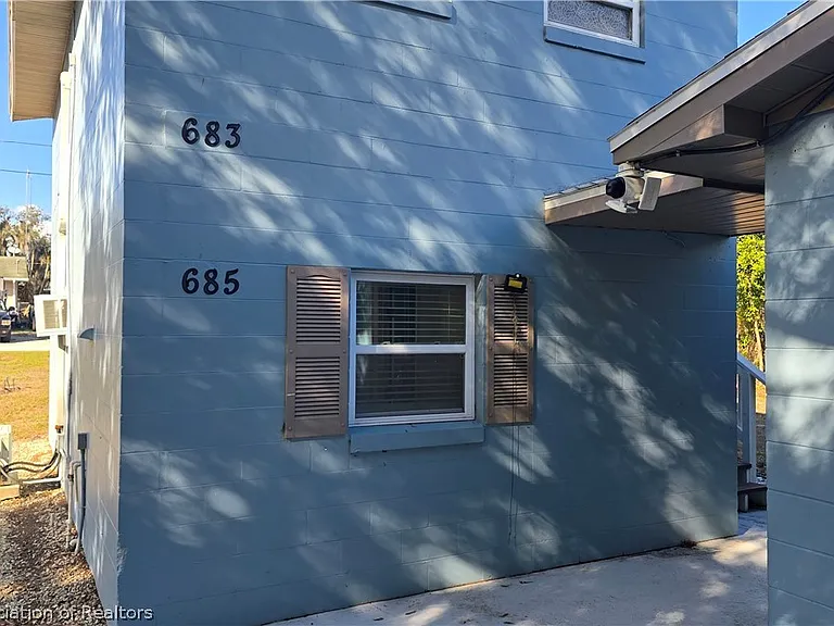 685 Lake June Rd — Photo 14