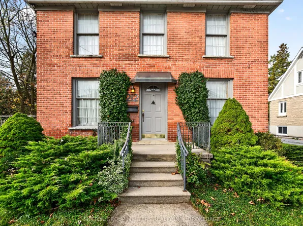 212 Macdonnell St, Kingston, ON K7L 4C2