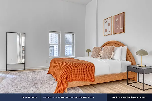 Rented by The Blueground | media 8