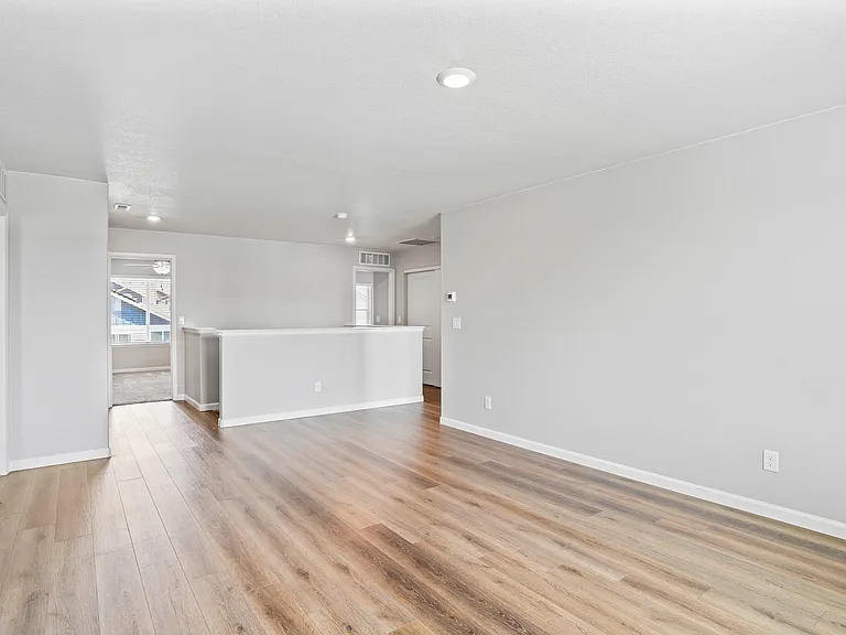 2141 Kerry St — Photo 21