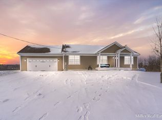 88 E Timberwood, Hastings, MI 49058