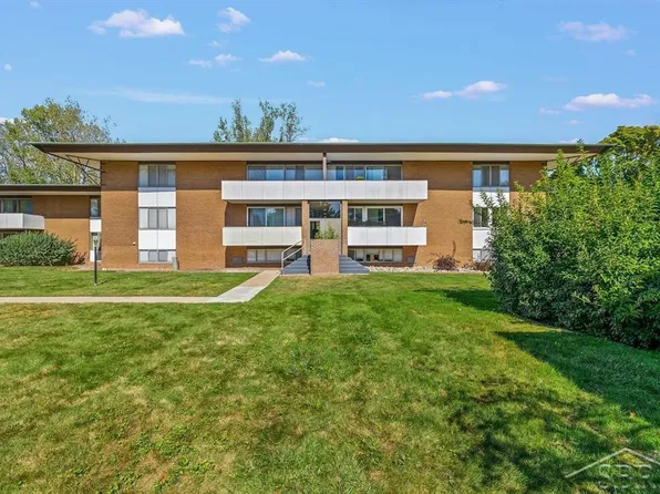 2119 Bayliss St APT 22, Midland, MI 48640