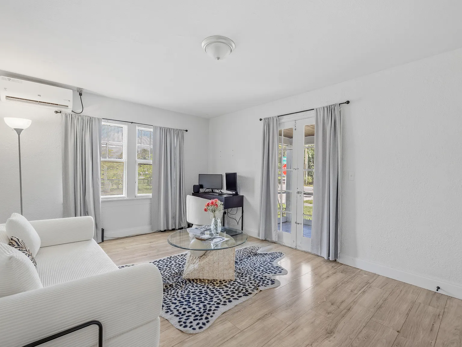 1 bed, 650 sqft, $1,400 — Photo 3