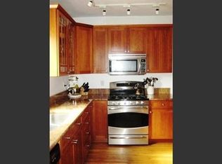10 Granville Rd #1AA1, Cambridge, MA 02138