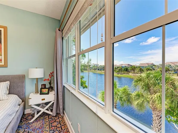 316 Sapphire Lake Dr Unit 201, Bradenton, FL 34209