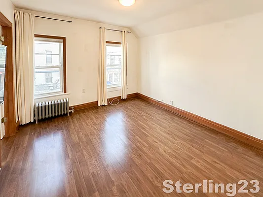 Rented by Sterling Realty Solution Inc | media 10