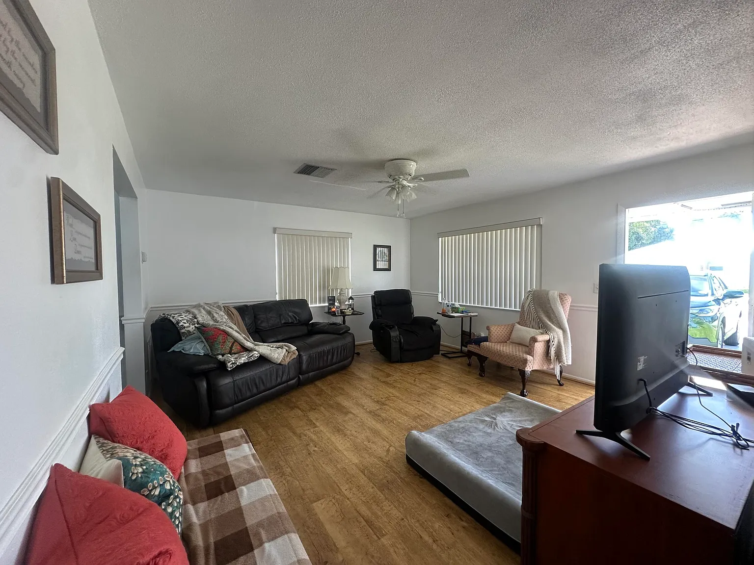 2 bed, 1.0 bath, 1012 sqft, $2,100 — Photo 3